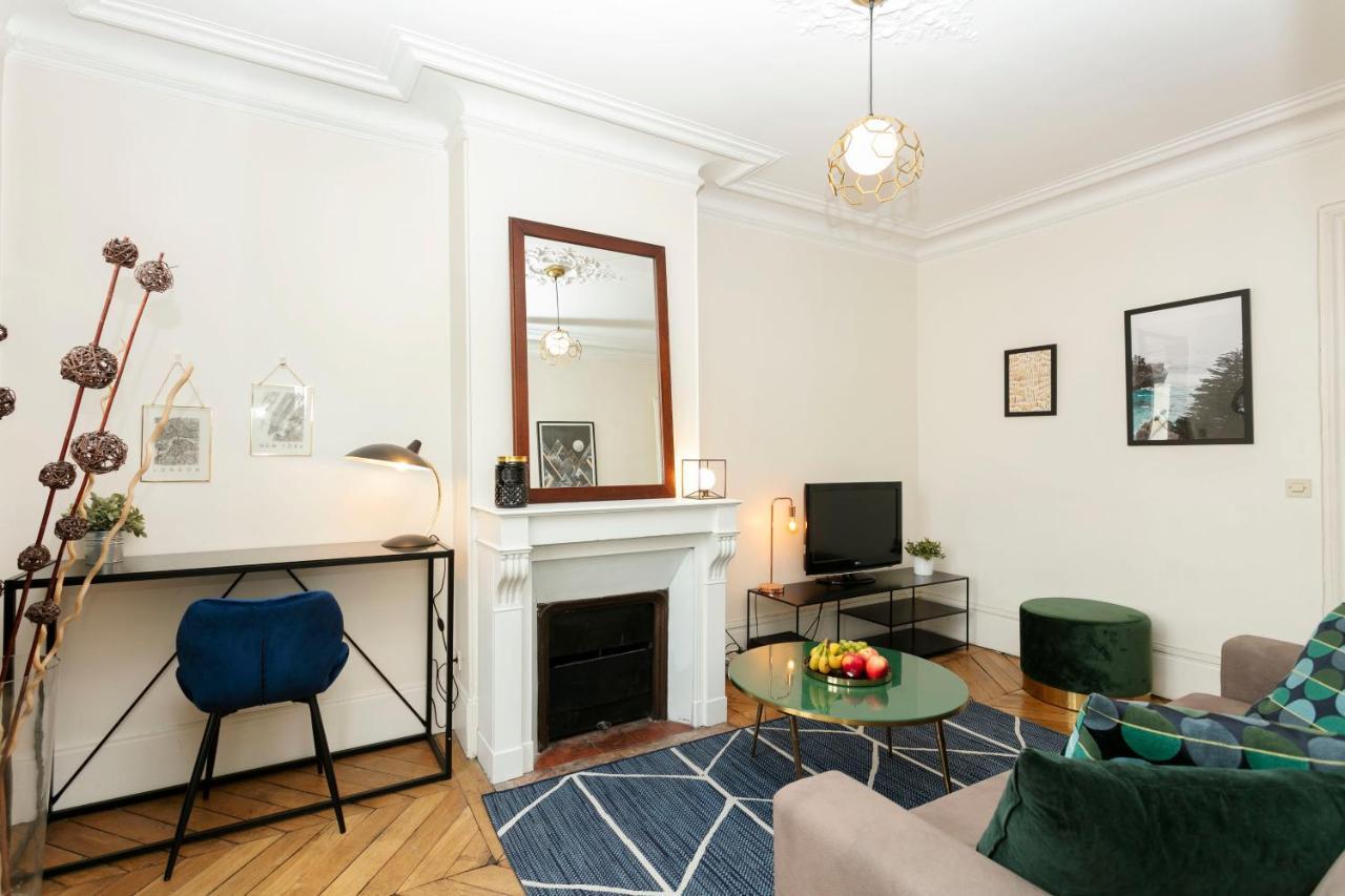 Latin Quarter With Balcony - Cityapartmentstay 파리 외부 사진