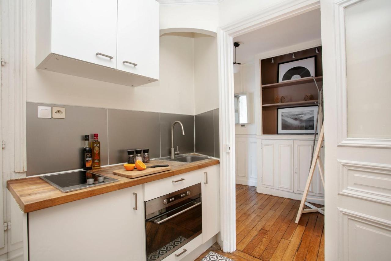 Latin Quarter With Balcony - Cityapartmentstay 파리 외부 사진